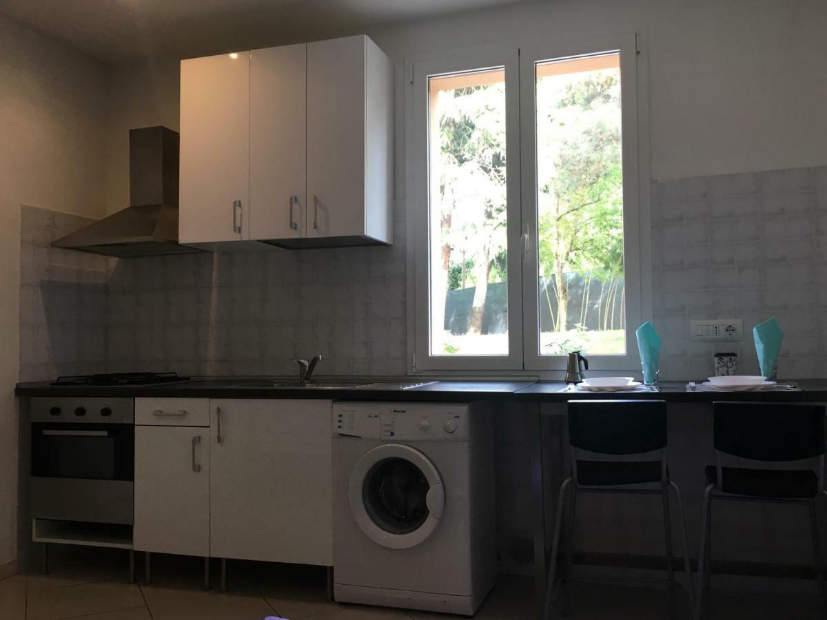 Ferienwohnung Tra S.Orsola E Fiera Bologna Exterior foto