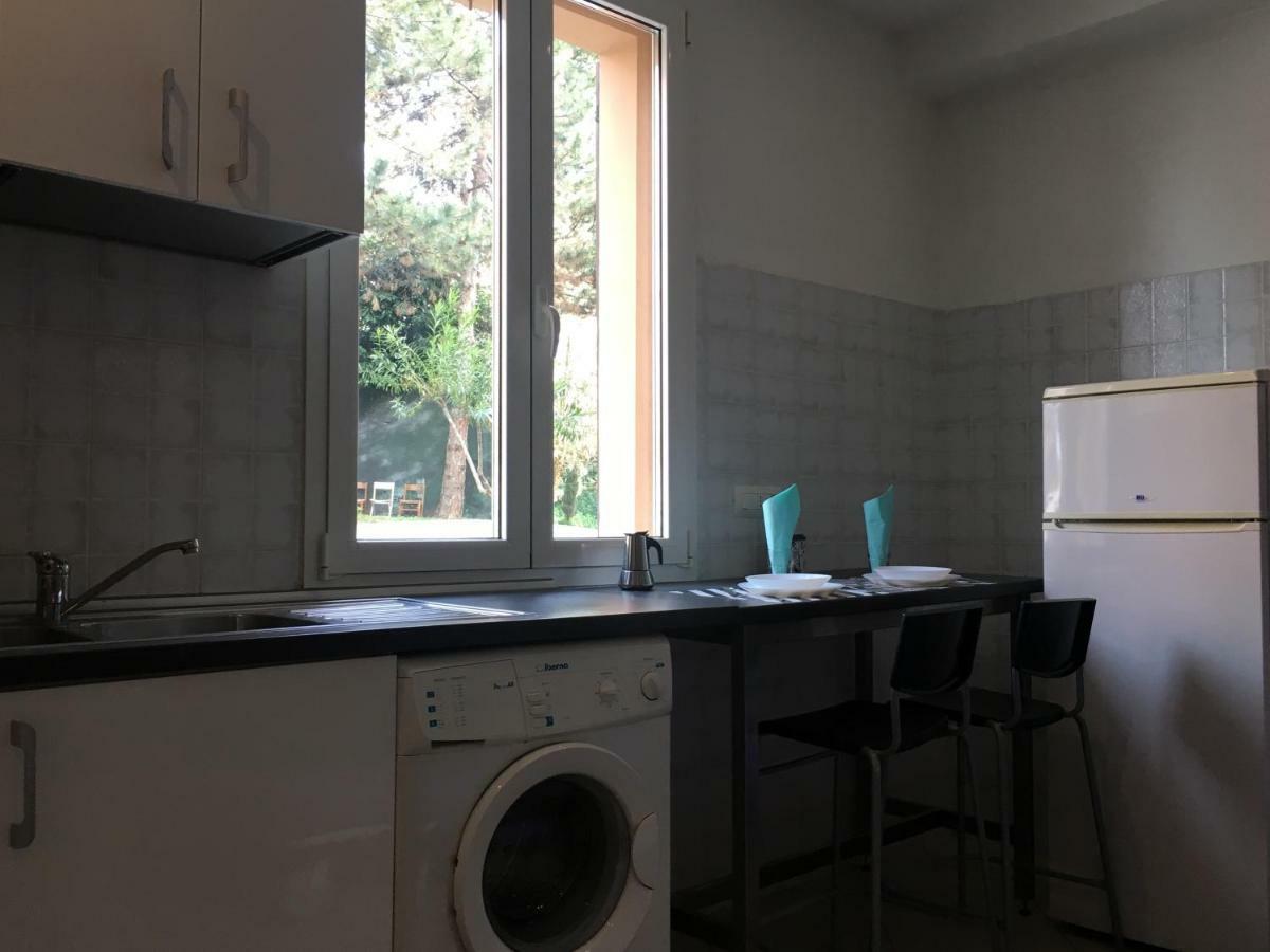 Ferienwohnung Tra S.Orsola E Fiera Bologna Exterior foto