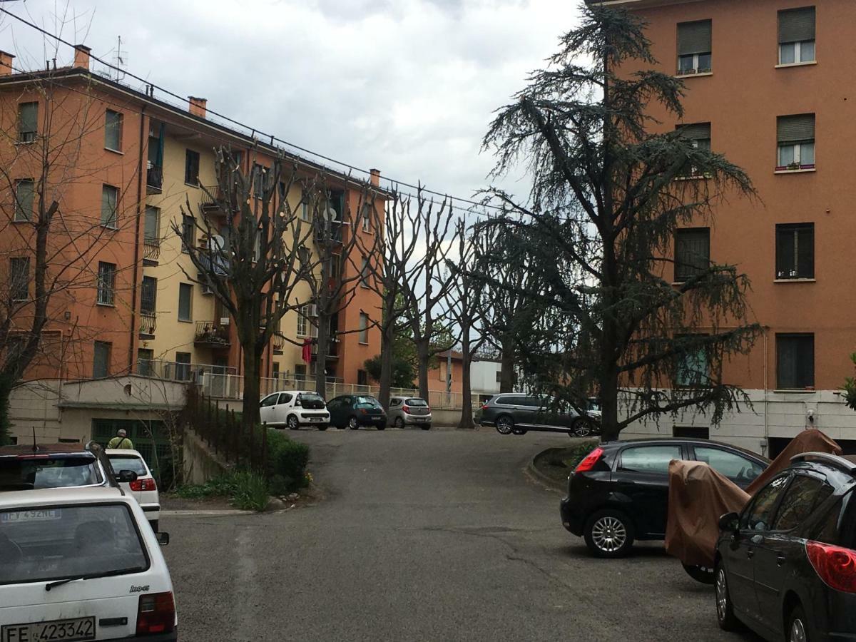 Ferienwohnung Tra S.Orsola E Fiera Bologna Exterior foto
