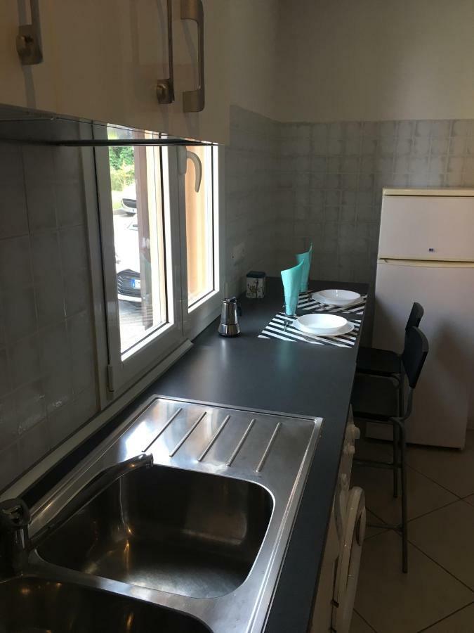 Ferienwohnung Tra S.Orsola E Fiera Bologna Exterior foto
